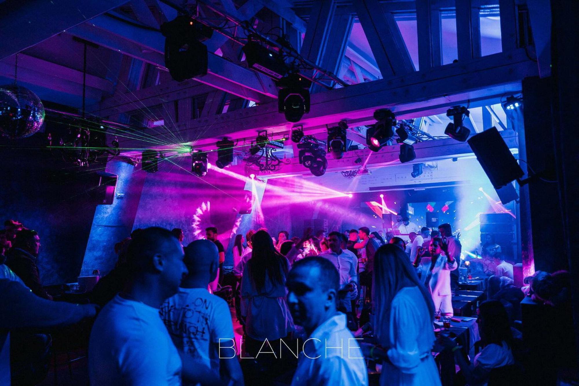 Alpin Aparthotel 2302 Poiana Brasov Εξωτερικό φωτογραφία