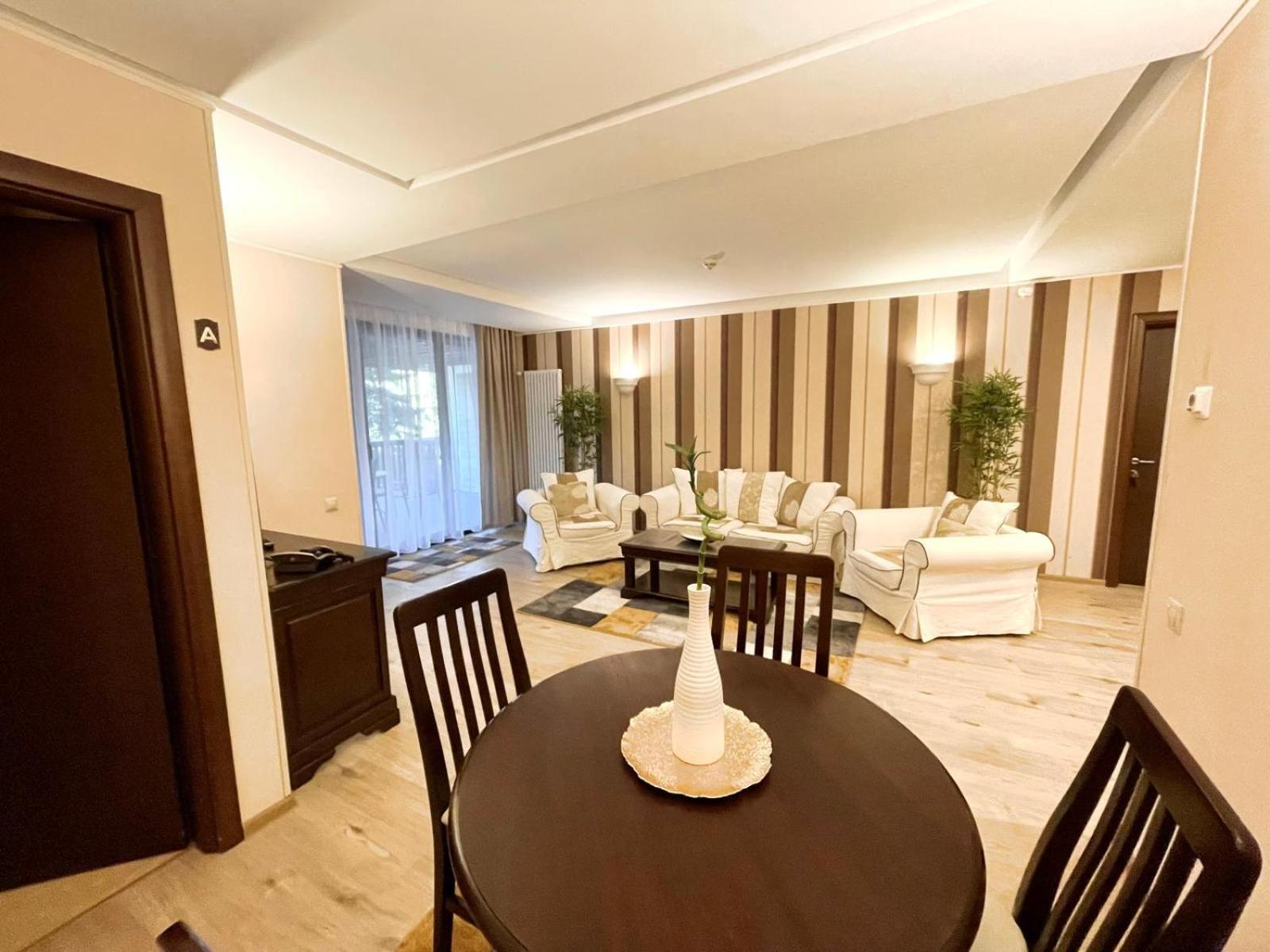 Alpin Aparthotel 2302 Poiana Brasov Εξωτερικό φωτογραφία