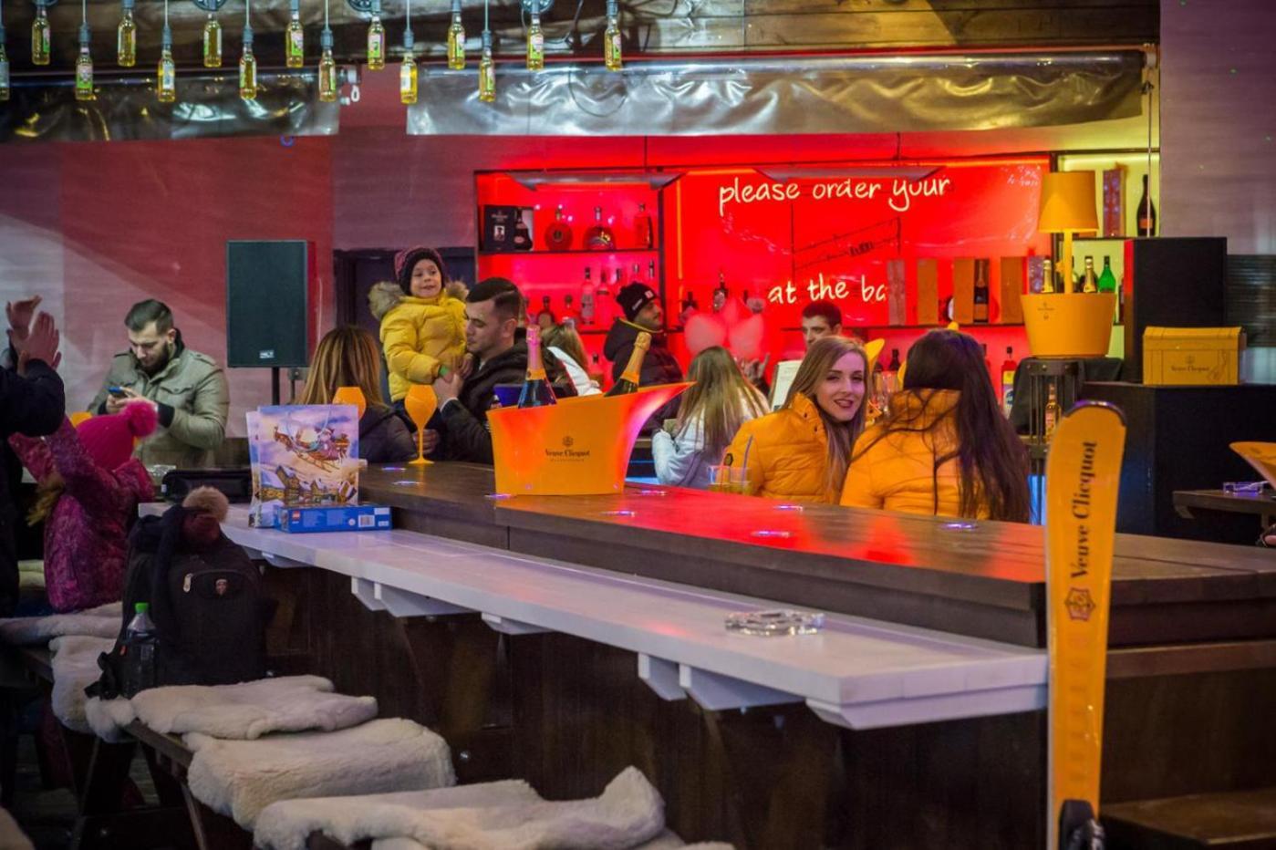 Alpin Aparthotel 2302 Poiana Brasov Εξωτερικό φωτογραφία