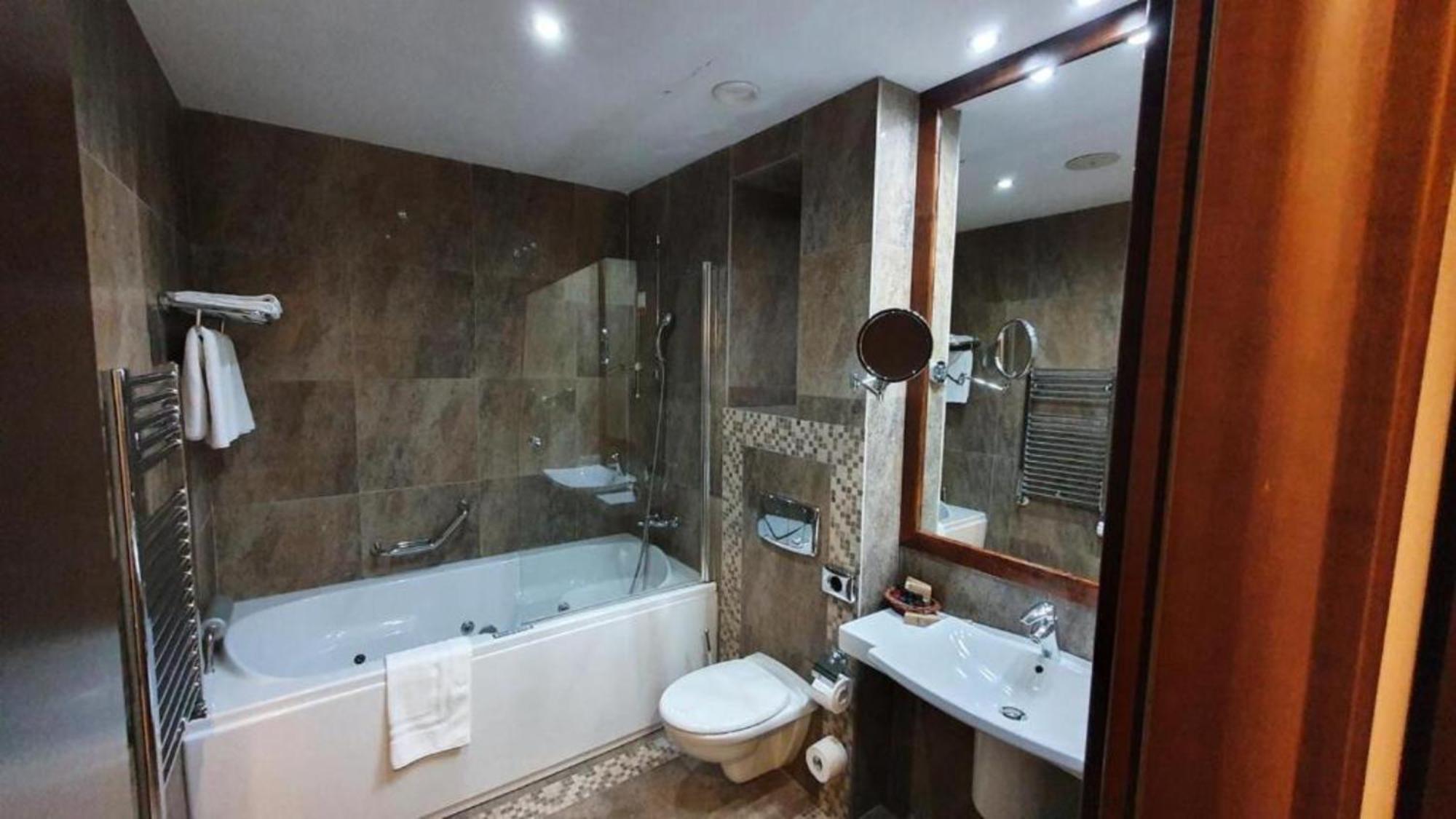 Alpin Aparthotel 2302 Poiana Brasov Εξωτερικό φωτογραφία